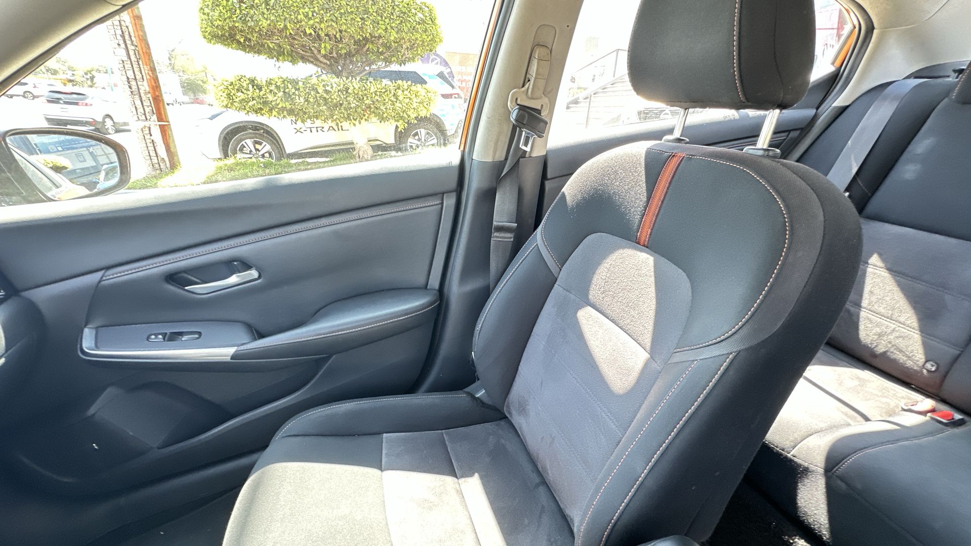 2023 Nissan SENTRA 4 PTS SR CVT AAC ASTOS DEPORTIVOS BOSE QC F LED RA-18