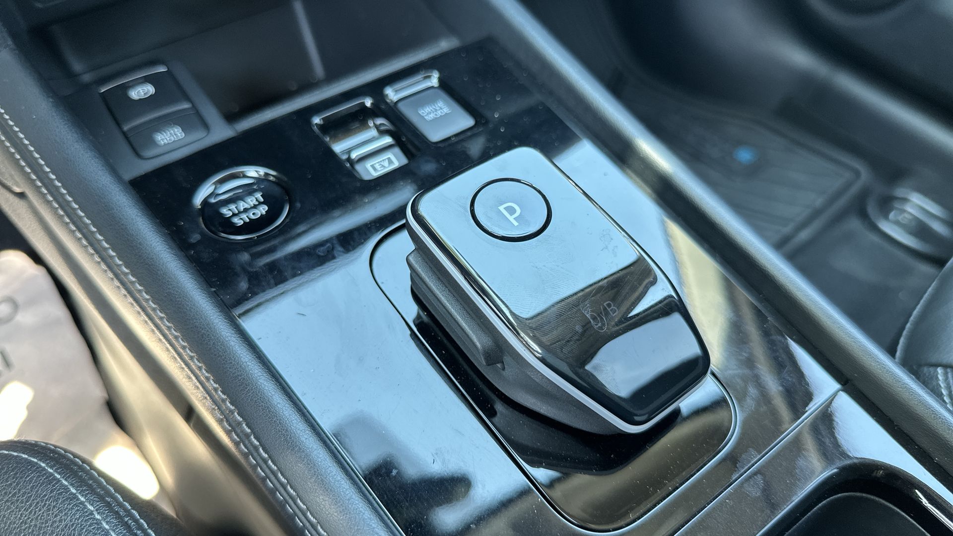 2025 Nissan KICKS PLAY E-POWER PLATINUM